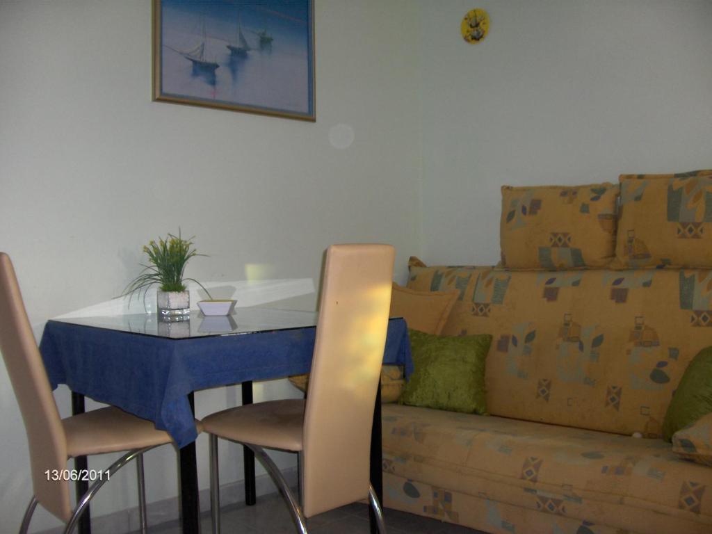 Apartments Miranda Kaprije Cameră foto